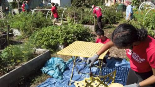 Rutgers Students Make a Difference during Scarlet Day of Service